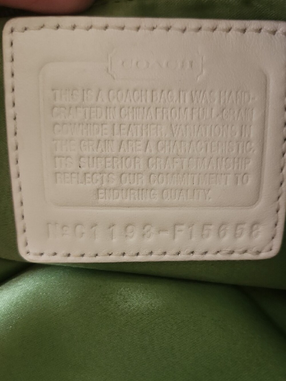 Vintage COACH Pale Yellow Patent Leather Tote w/ Signature Embossing ⭐️Call Outs - Picture 2 of 16